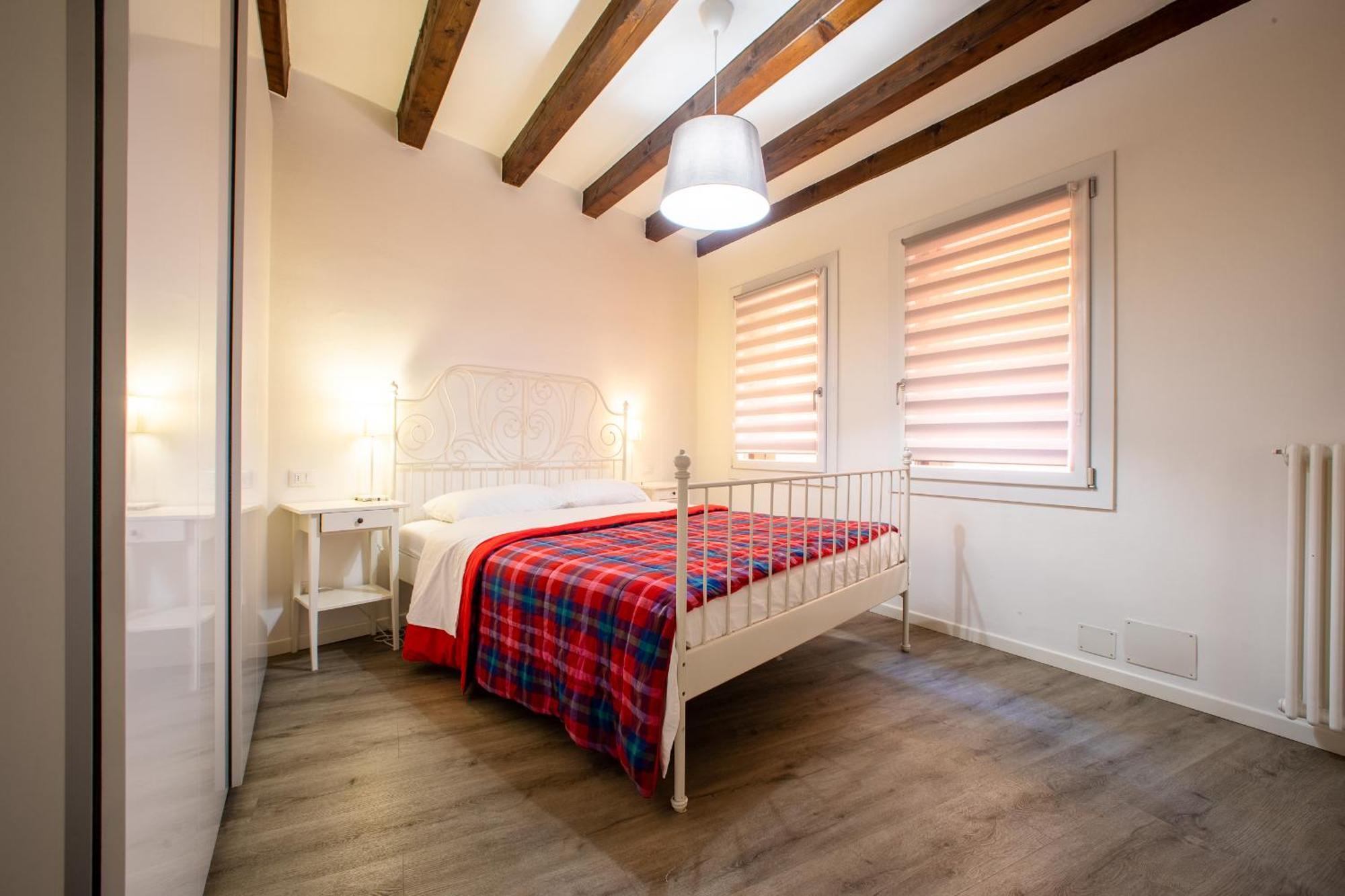 San Faustino Central Apartment Vicenza Exterior photo